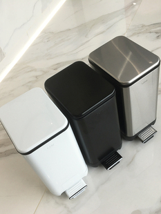 高克客厅浴室垃圾桶脚踏板卧室斯堪的纳维亚风格在有盖厕所狭窄的