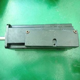 50601 川崎伺服电机P20B10200LCP67 1485 议价