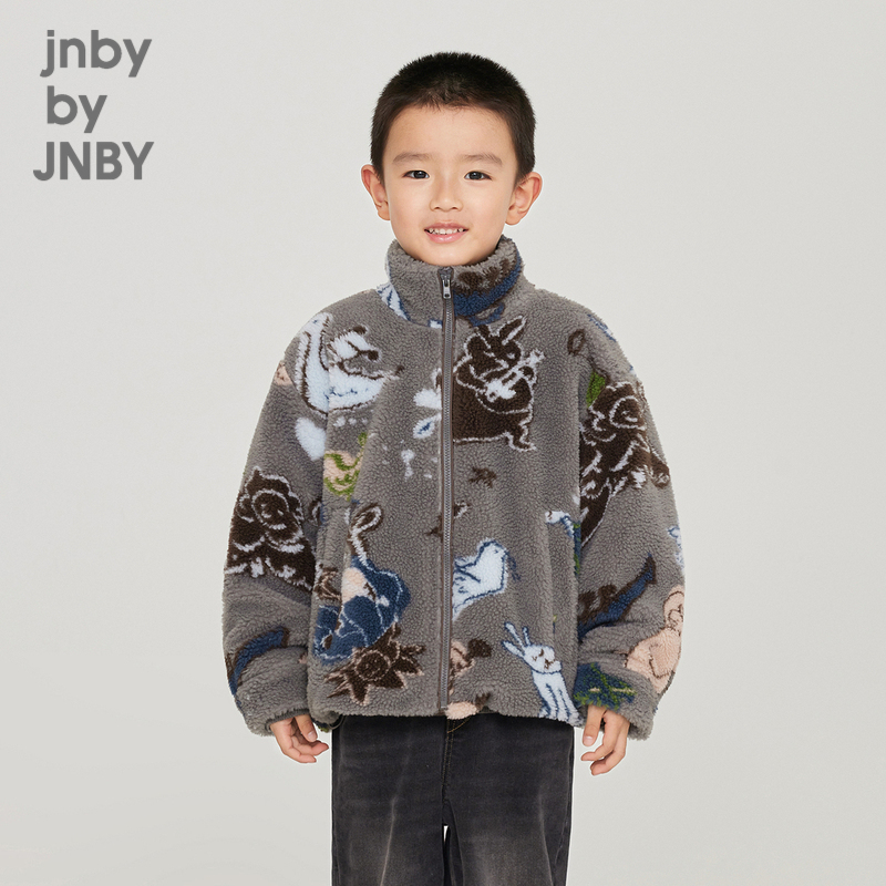 羊羔毛的材质，手感蓬松