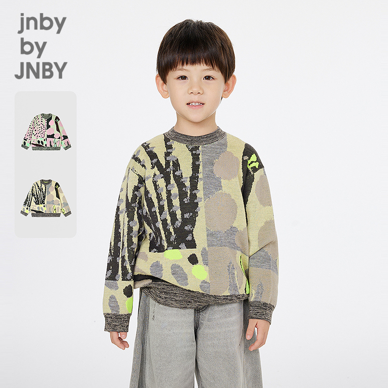 H型宽松设计，活动自如，穿着舒适自在