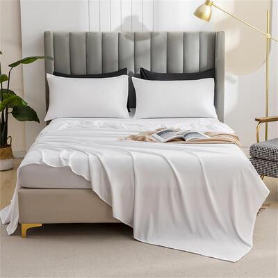 Soft white bed sheet Bedspread bedsheet bedcover coverlet