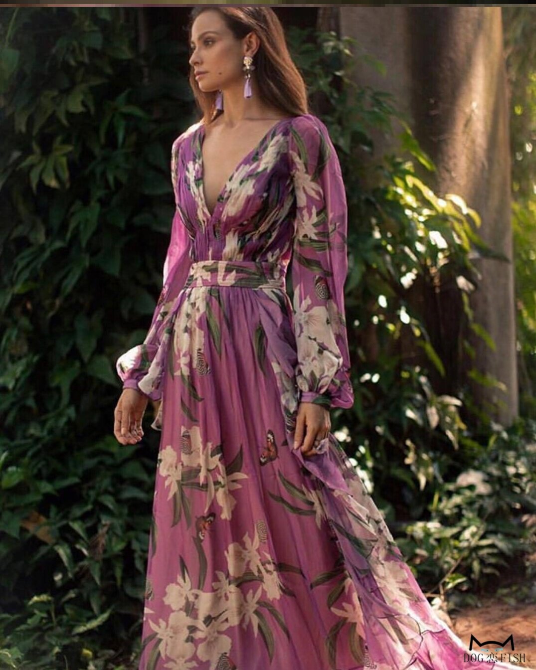 V领长袖印花大摆连衣裙大牌走秀款派对礼服裙 Purple Print Dress