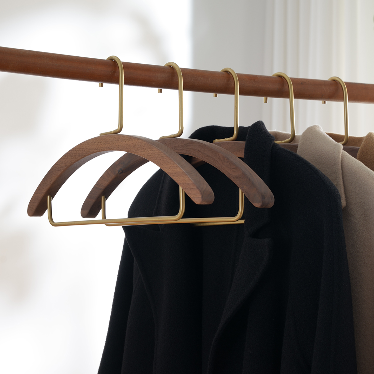 梵安高端黑胡桃木无痕衣架
