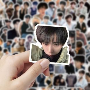 200贴周翊然贴纸ins少年高颜值防水周边手机装 饰桌面手账自粘贴画