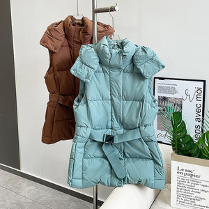 泡芙鹅绒羽绒马甲女2023秋冬新款可拆卸连帽腰带保暖防水背心外套