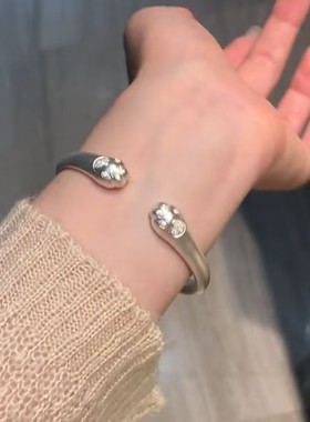 古法猫抓银色手镯女新中式古风平安福轻款小众设计感精美手镯女