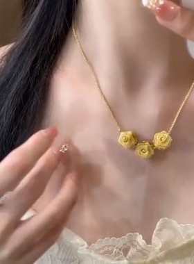 新款法式网纱金色三朵玫瑰花项链