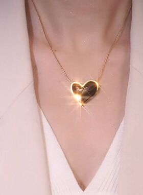 高级感钛钢黑色大爱心吊坠项链女网红抖音爆款轻奢气质百搭锁骨链