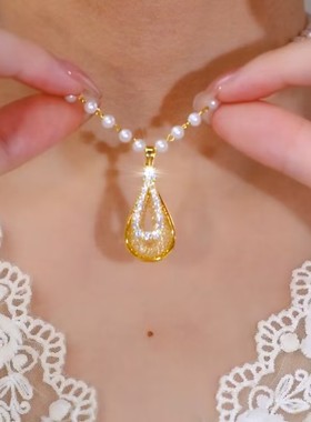超仙金色水滴珠珠项链女网红爆款轻奢气质小众设计气质精美项链女