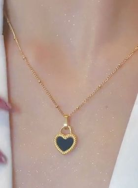 双面爱心贝壳项链女高级感吊坠轻奢小众复古简约气质百搭锁骨链潮
