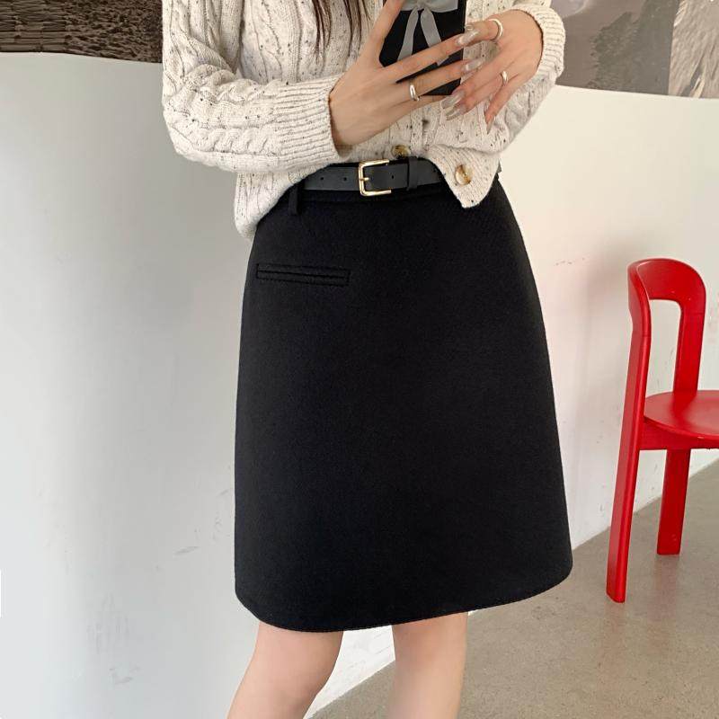 毛呢中裙羊毛遮胯一步裙a字短裙