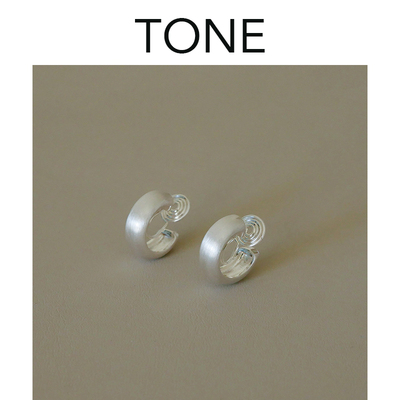 TONE丝绸光泽感银色拉丝耳圈耳夹