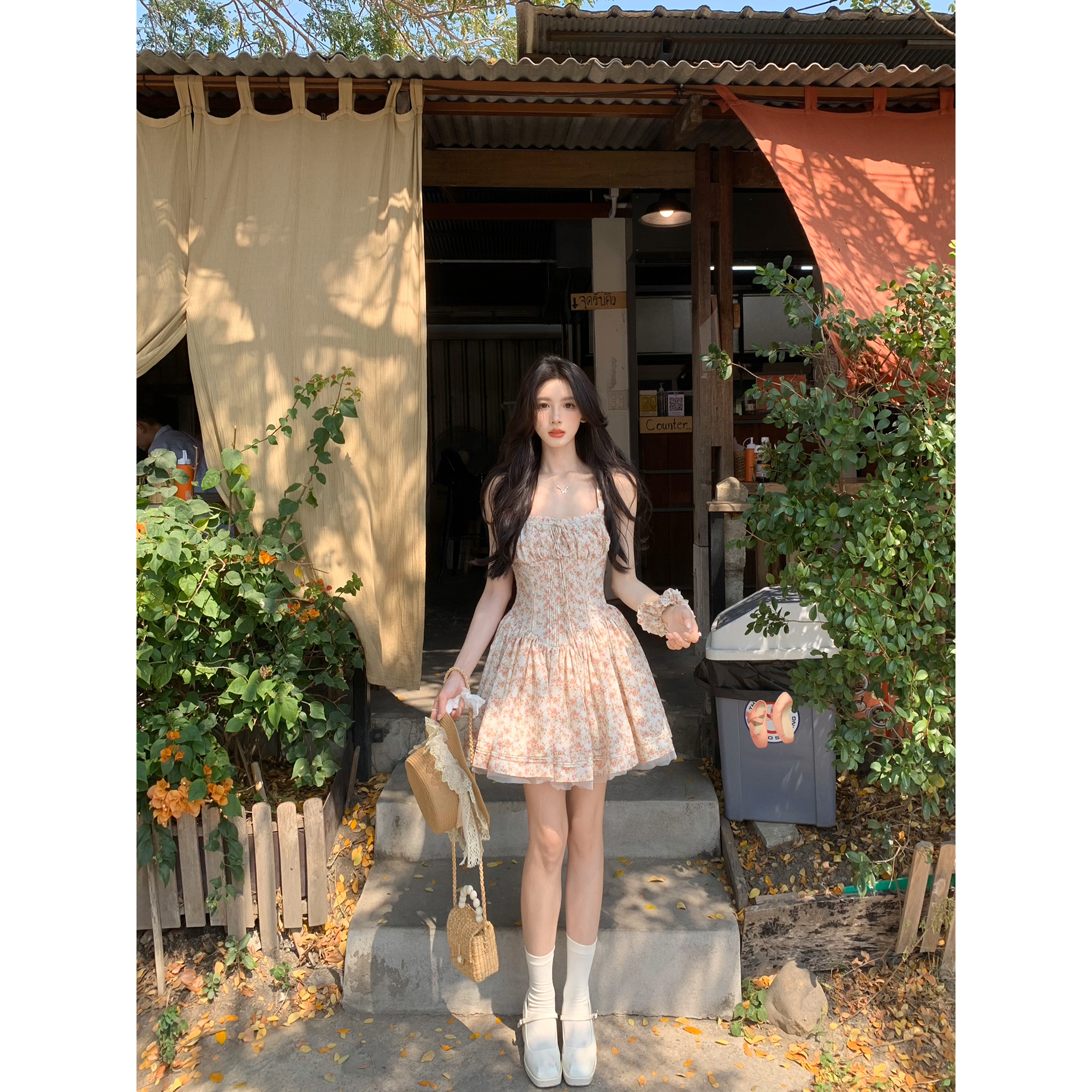 一颗甜桃yikett《zui爱小碎花》吊带连衣裙女夏季度假风仙女短裙