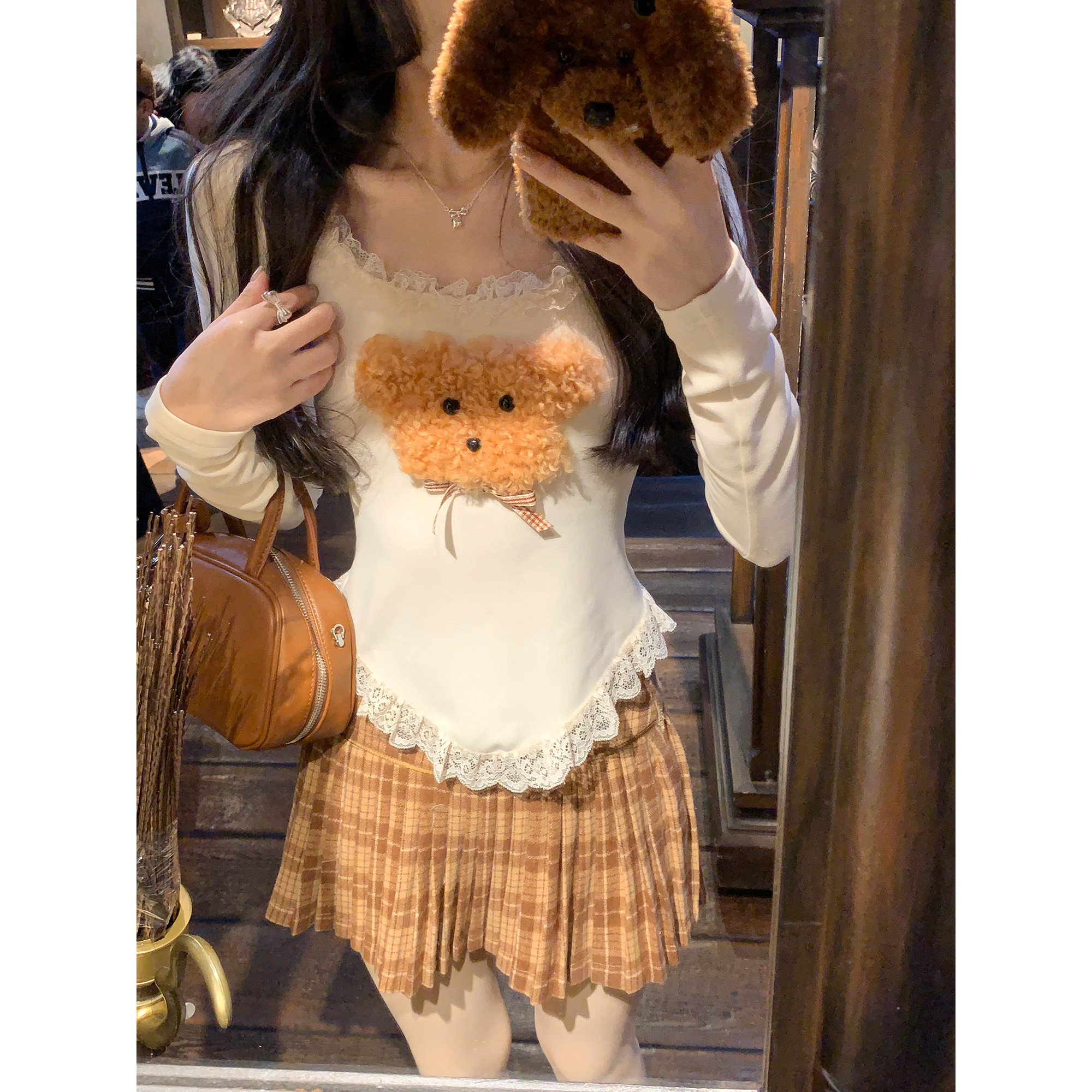 【特价6折】《卷毛小熊》长袖打底T恤上衣+格子半身裙套装女