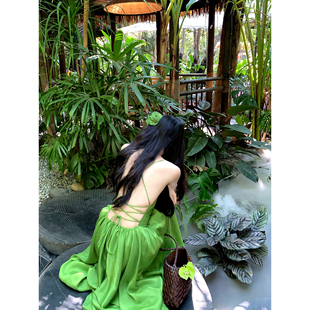 一颗甜桃yikett《绿野仙踪》夏季度假露背吊带连衣裙女气质长裙