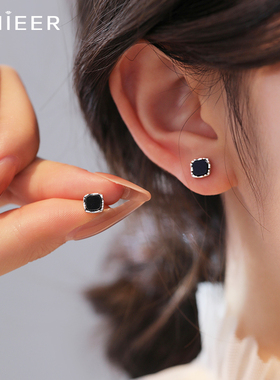黑色方形耳钉女925纯银针耳钉2025新款爆款精致高级感养耳洞耳饰