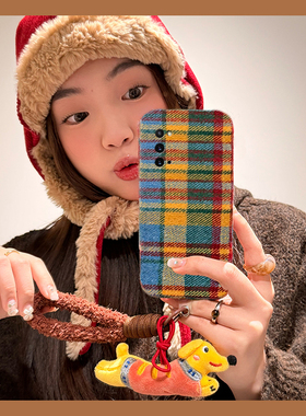ins风毛绒彩色格子适用三星a53手机壳f52带a8s腊肠狗a71挂件a51挂绳a31秋冬a90a80a60绒布a50s女a70s套a30a20