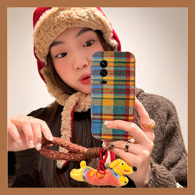 手机壳秋冬绒布彩色格子带腊肠狗挂件尼龙绳