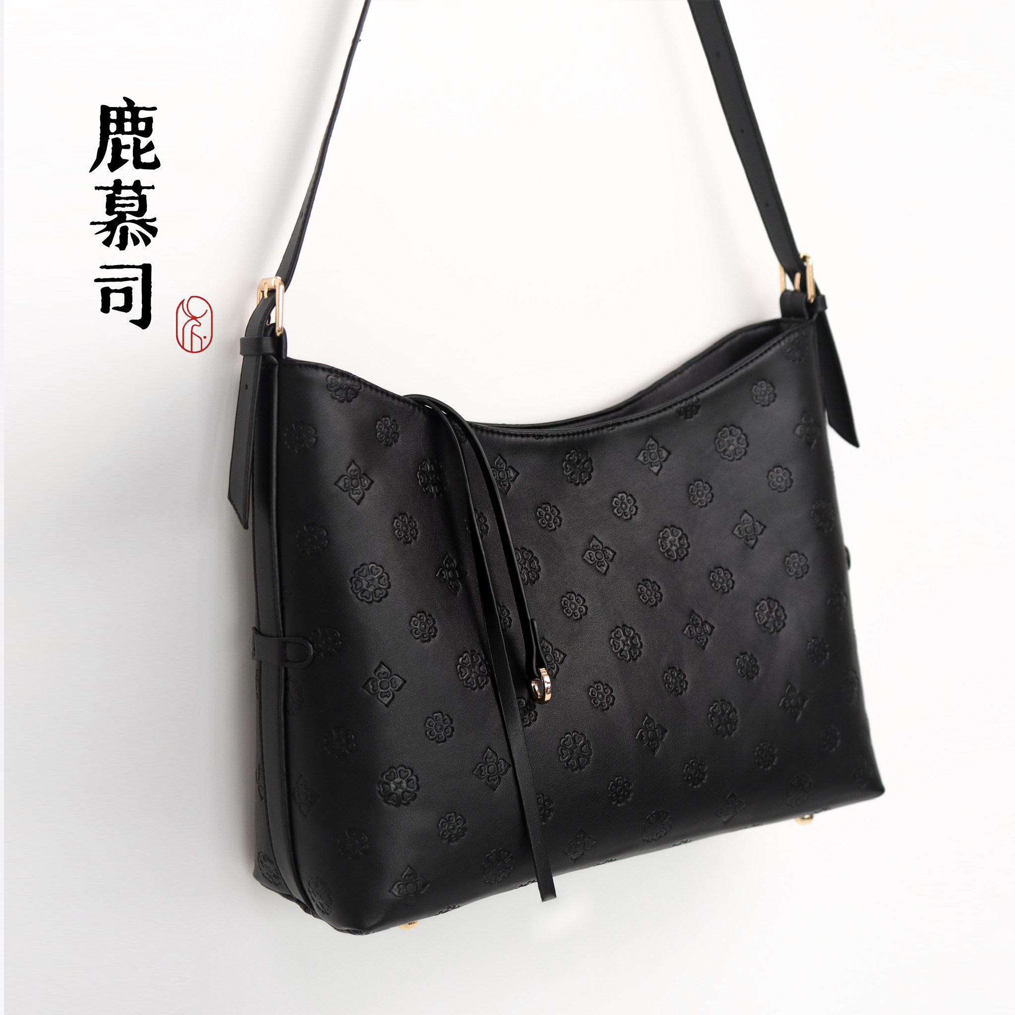 新中式国风汉服古风百搭可调节pu压花宝相花斜挎单肩包carryall