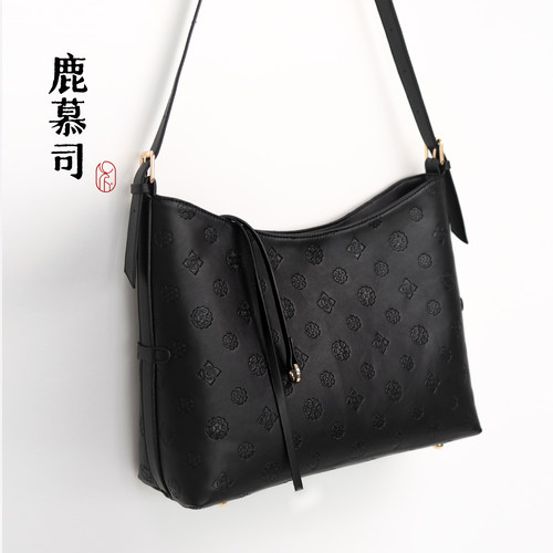 新中式国风汉服古风百搭可调节pu压花宝相花斜挎单肩包carryall