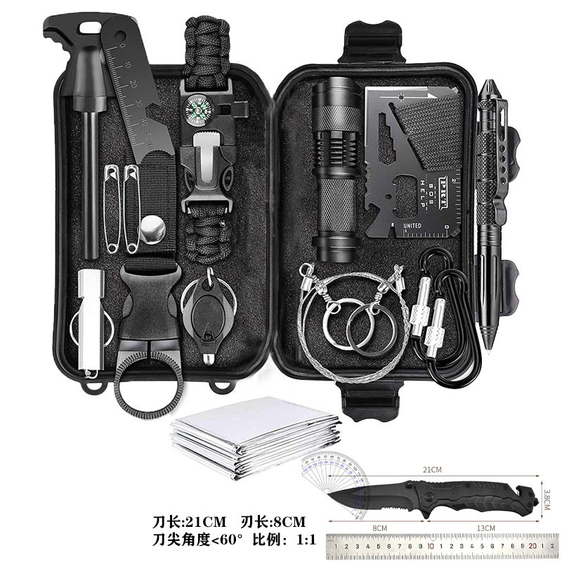 户外露营装备求生工具套