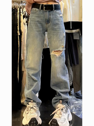 个性洋气直筒破洞牛仔裤