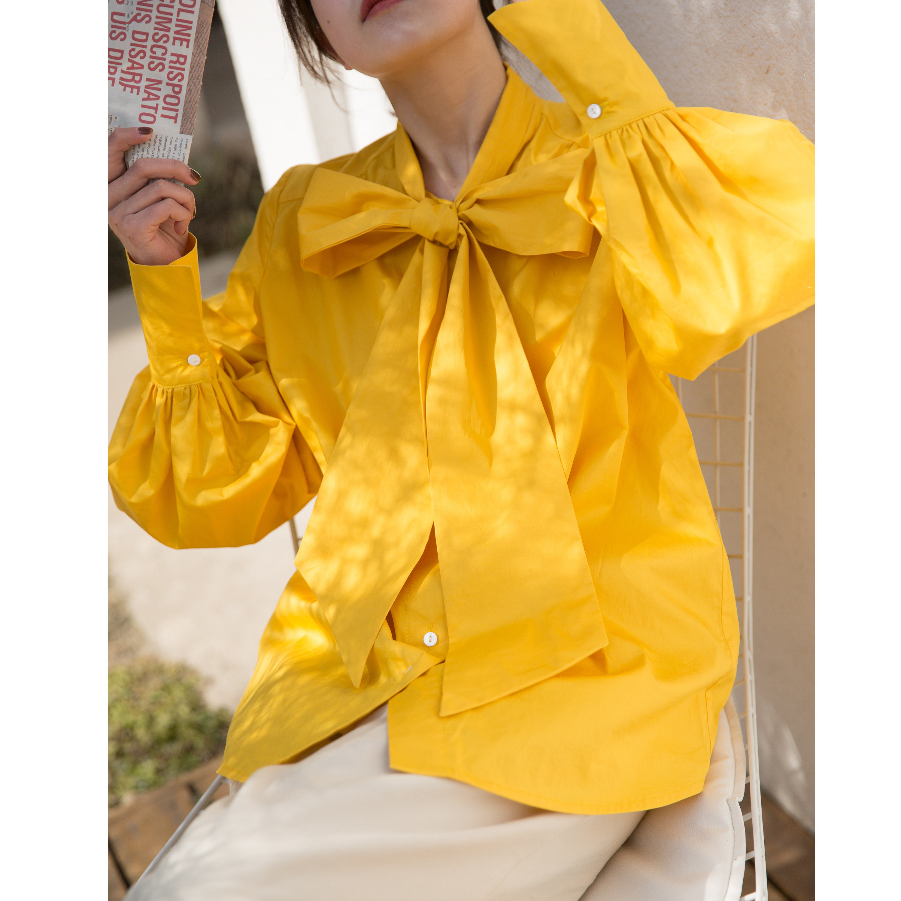 法式复古衬衫女 灯笼袖蝴蝶结宽松白色黄色女春秋上衣设计感小众