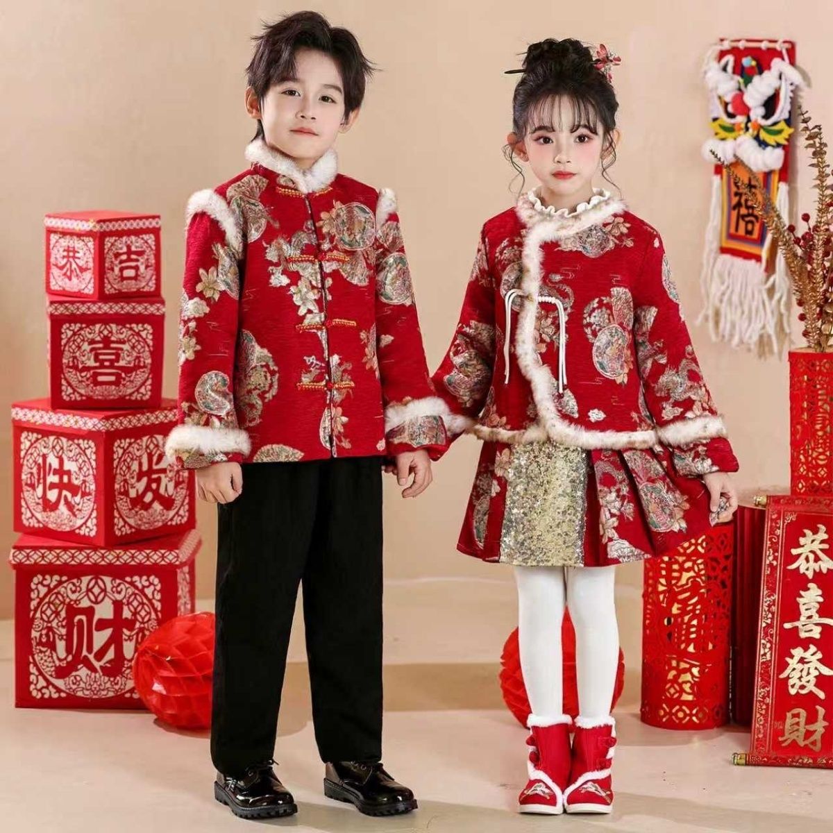 新款元旦喜庆拜年开门红中国汉服女童加绒幼儿园过年演出服