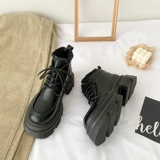 Martens, небольшие дизайнерские модные короткие сапоги в английском стиле на платформе, коллекция 2022, подходят для весны и осени, в британском стиле, тренд сезона, популярно в интернете