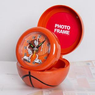 闹表 创意简约卡通小闹钟小男孩家用可折叠便携式 小钟表篮球足球款