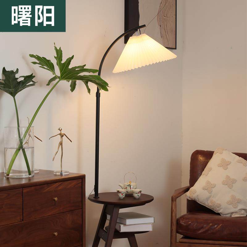 中古风落地灯客厅沙发旁置物架实木胡桃色复古卧室床头柜台灯一体