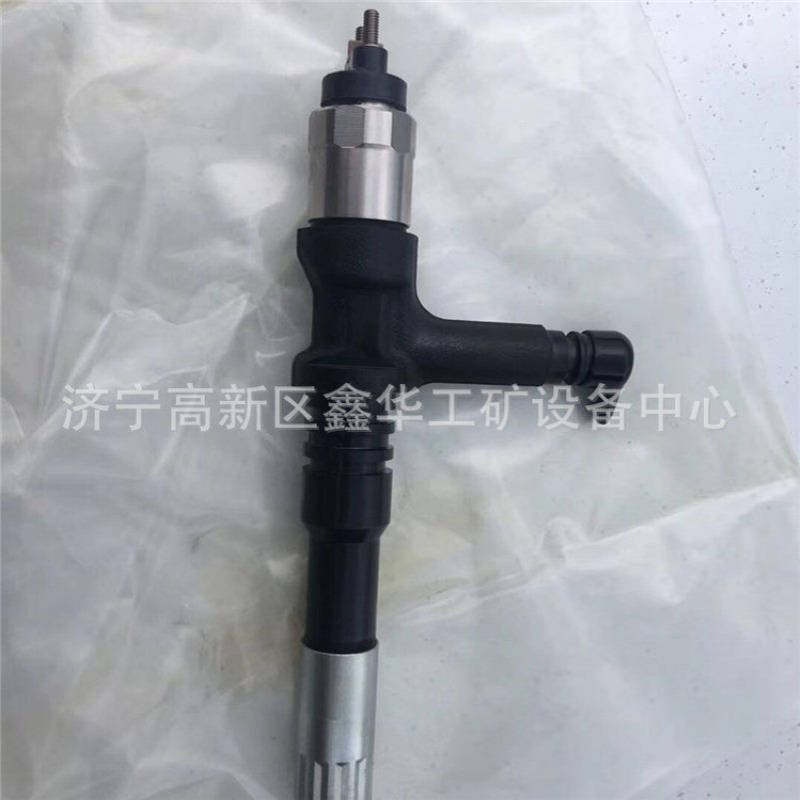 供应PC400 450 460-8喷油器油嘴总成 095000-6070 6251-11-3100