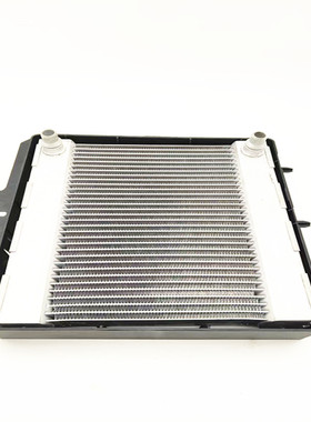 17117802662辅助水箱散热器冷却器F07/F10/F11 530i 535i F01 7系