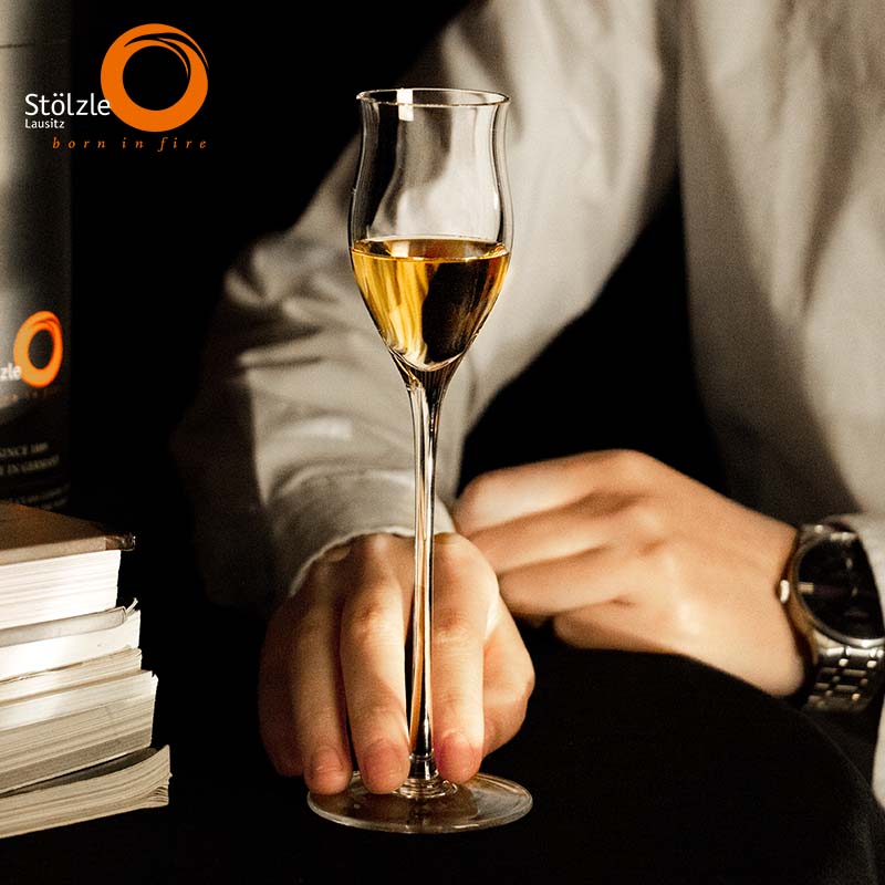 德国进口纯手工高脚烈酒杯闻香杯