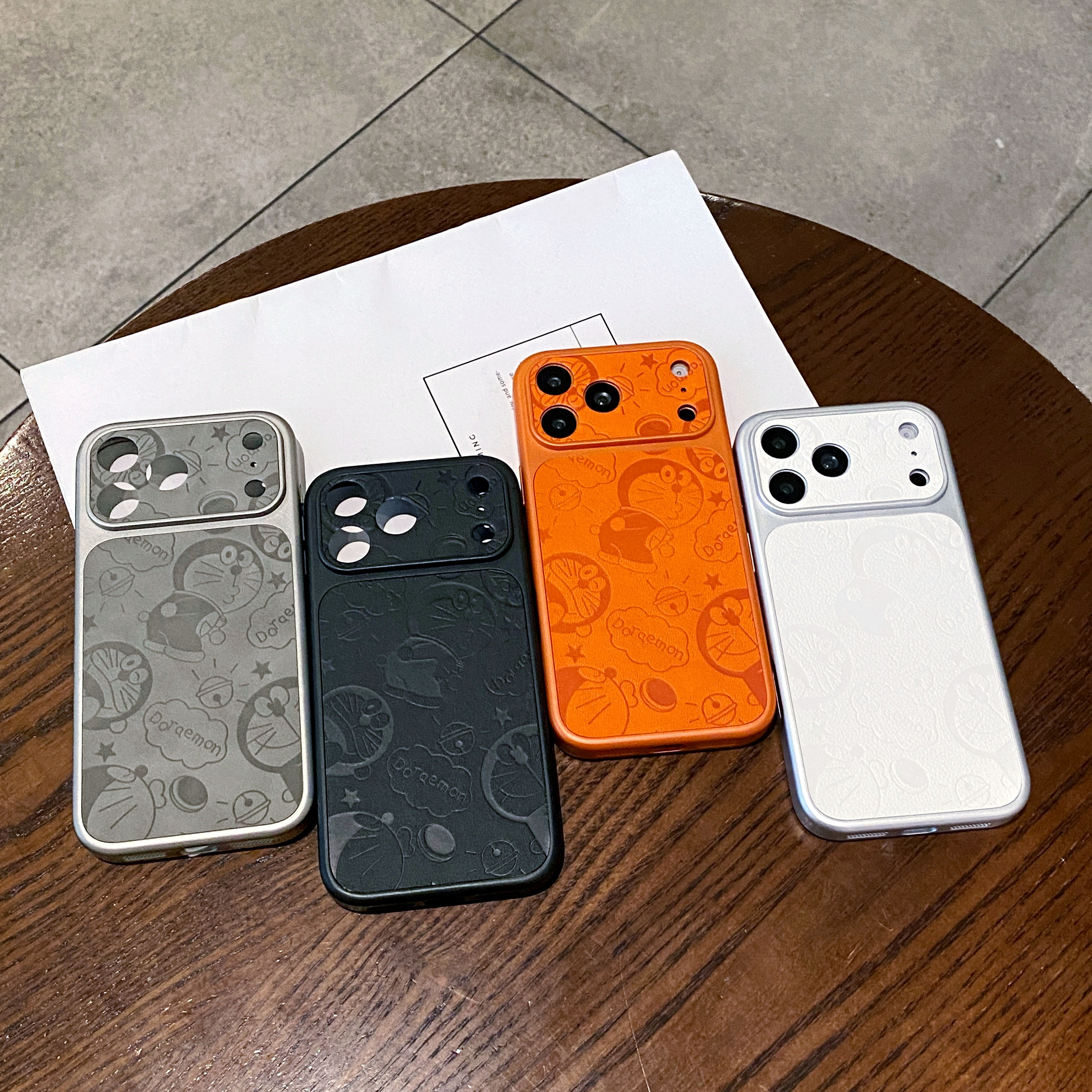 日本哆啦A梦叮当猫翻毛皮适用苹果iPhone17ProMax手机