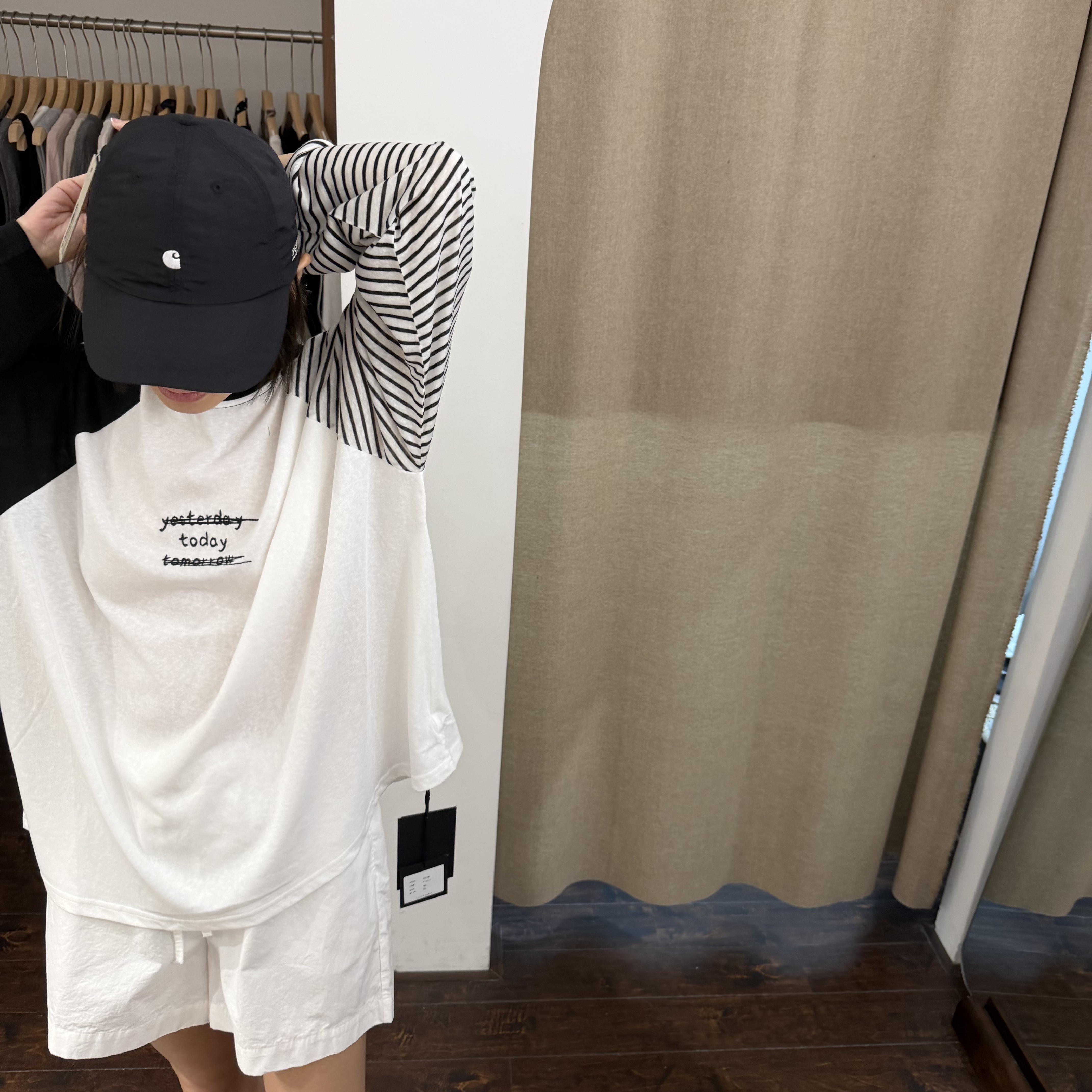 夏季新款女装不对称袖拼接刺绣字母宽松显瘦时尚百搭长袖休闲Tee