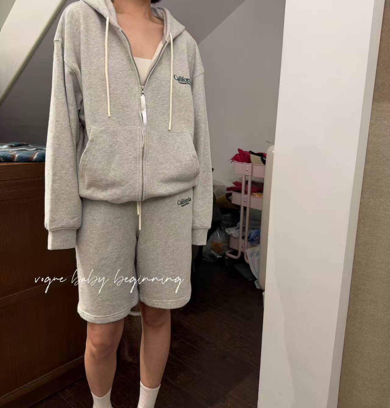 韩系松弛感休闲刺绣短裤女春夏新款宽松显瘦运动毛圈面料纯色短裤