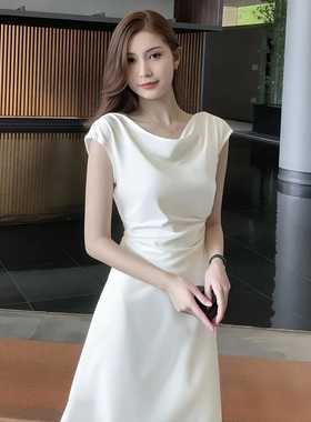 2026春季小众名媛优雅气质轻奢休闲百搭白色修身短款连衣裙D2970