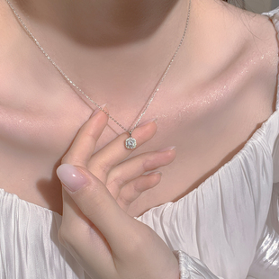 纯银莫桑石钻小方糖项链女2026新款 配饰高级感轻奢小众礼物送女友