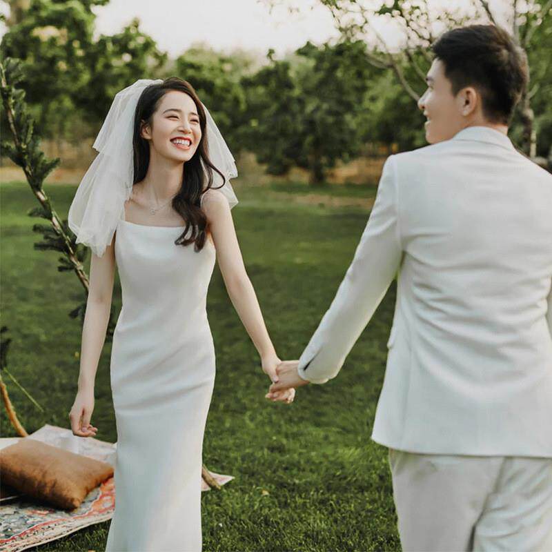 吊带缎面轻婚纱简约白色法式复古出门礼服新娘订婚领证小白裙