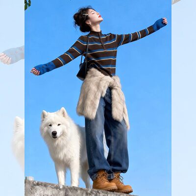咖色条纹半开领皮草内搭
