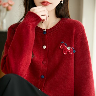 甜美风小马刺绣圆领加厚