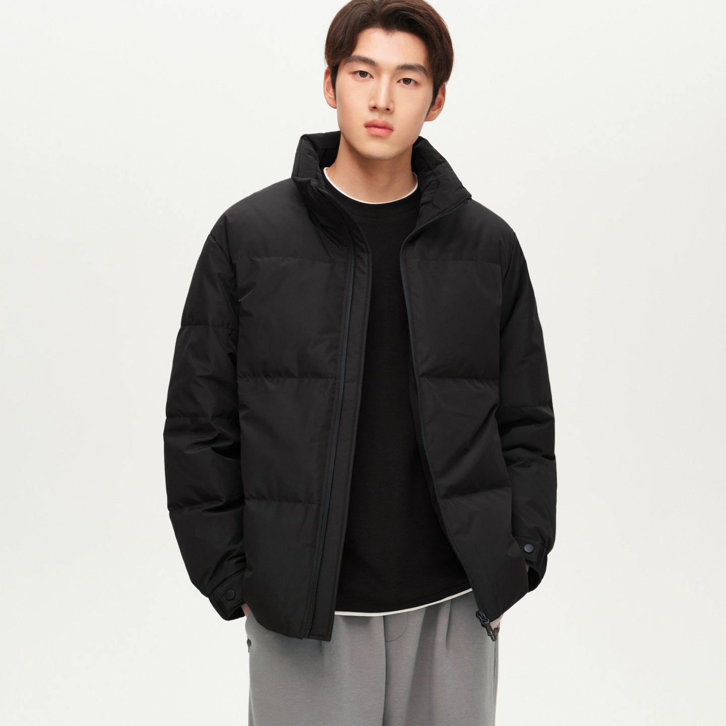 90白鸭绒黑色立领面包男士羽绒服