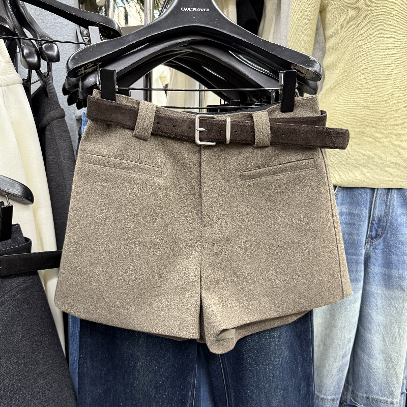 冬季韩版时尚高腰显瘦羊毛短裤女