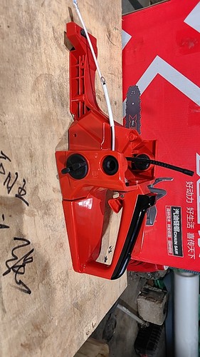 喜泰XT618/XT550/XT518油锯原装油箱总成配件及化油器缸套