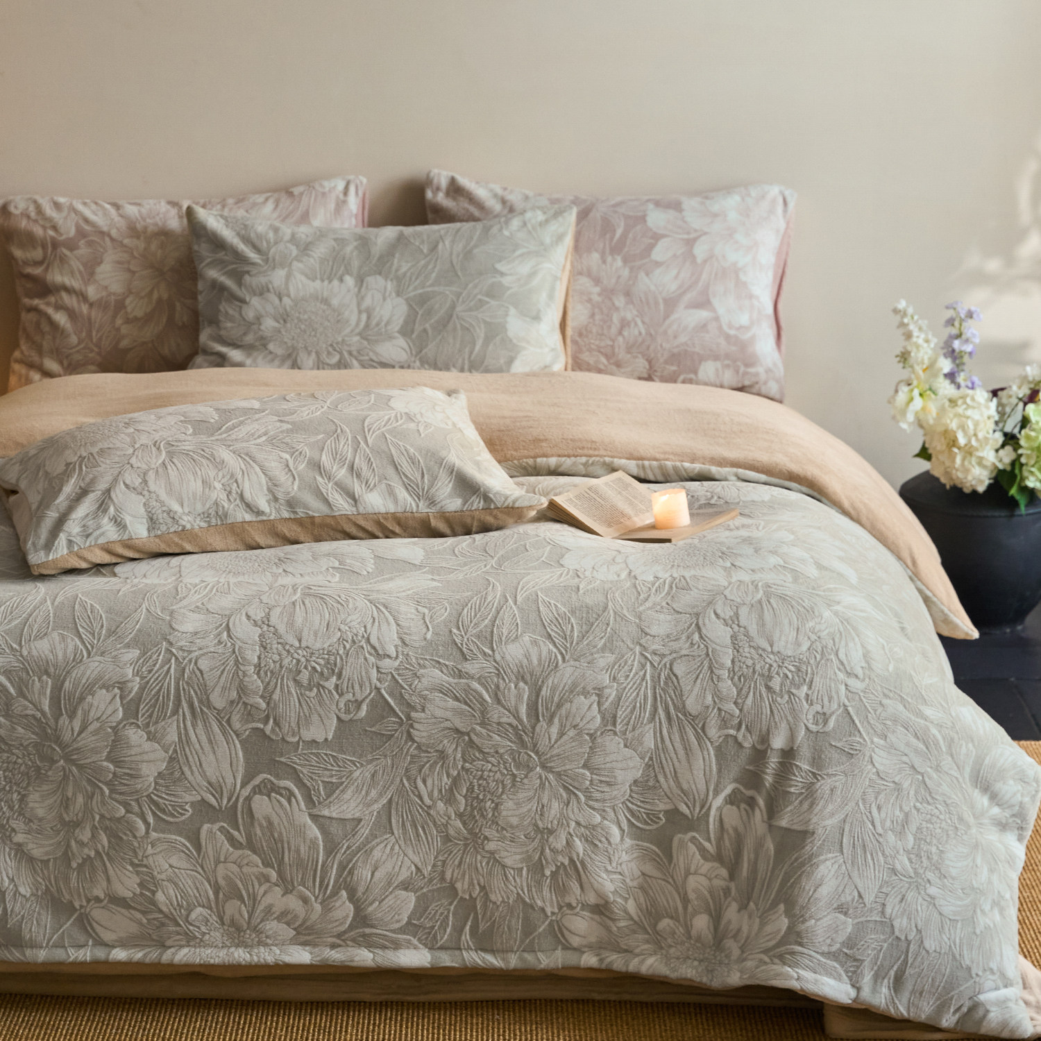 轻奢风雕花绒双面加绒四件套高克重保暖冬季加厚床单被套床上用品,床上用品,床品套件/四件套/多件套,淘宝优惠券,粉丝福利购,淘宝优惠卷