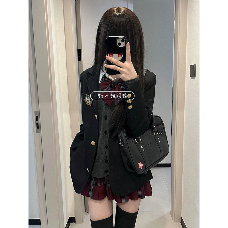 JK制服原创穿搭黑色西装外套秋冬款学院风叠穿衬衫玄JK裙一整套装