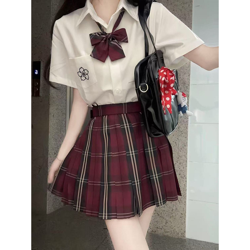 原创套装日系学院风短袖白色樱花衬衫百搭海棠红JK裙JK制服一整套