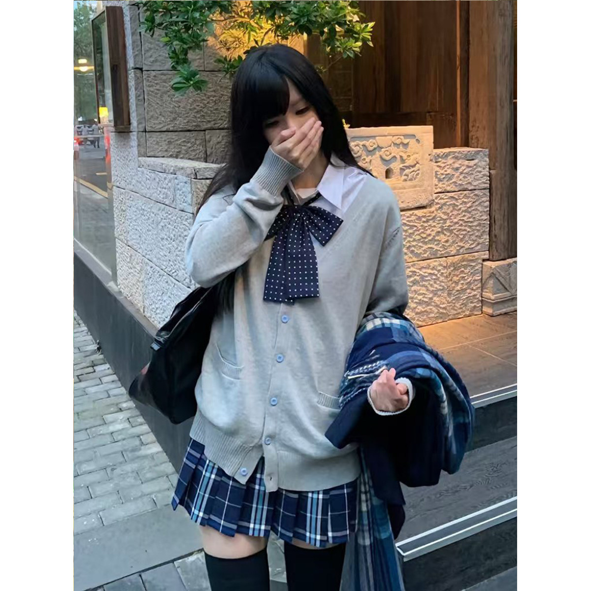 浅灰色针织开衫JK制服原创百搭气质叠穿长袖上衣女学院风秋冬套装