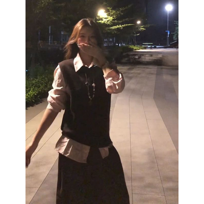 韩版时尚小个子咖色针织马甲背心毛衣女学生叠穿粉色衬衫两件套装